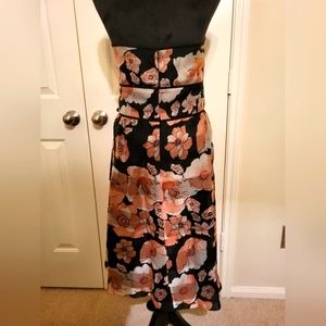 Floral strapless dress